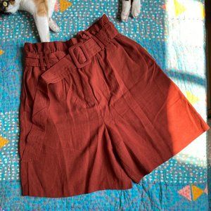ZARA Women's Hi Rise Paper Bag Shorts in Rust - Size S